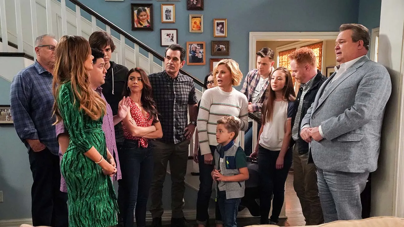 watch modern family iptv trends